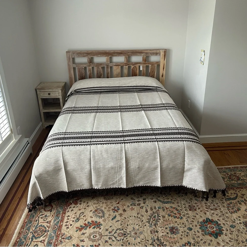 Hand Loom  Queen Size Cotton Bedspread.